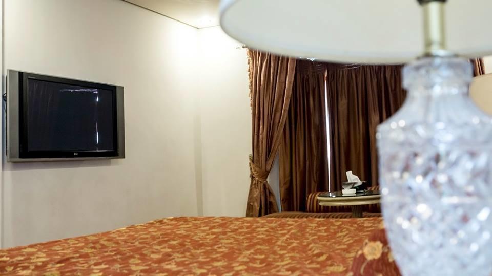 Regency Inn Hotel Lahore Exterior photo